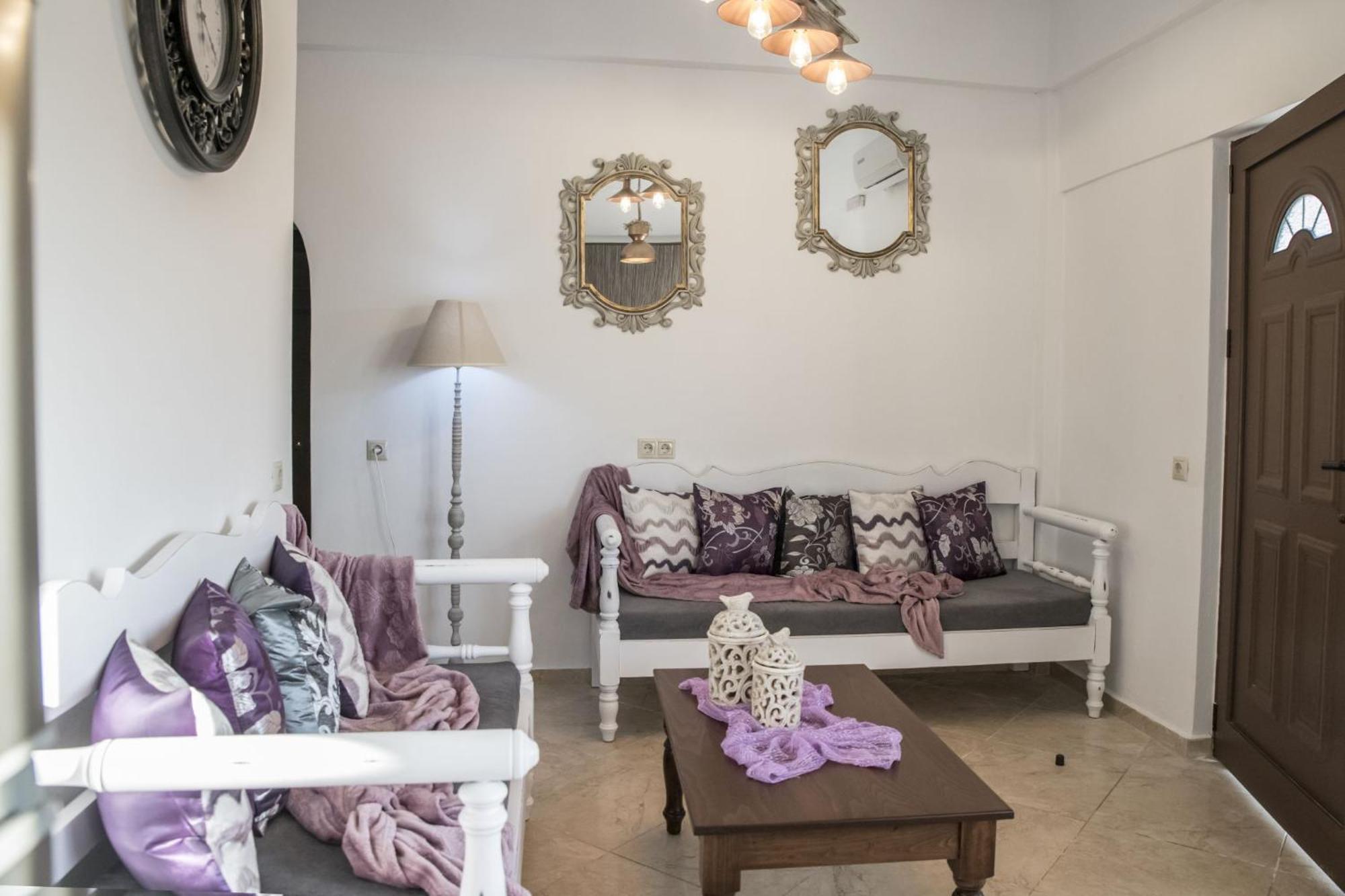 Kleopatra Deluxe Apartment With Jacuzzi Камиларион Екстериор снимка