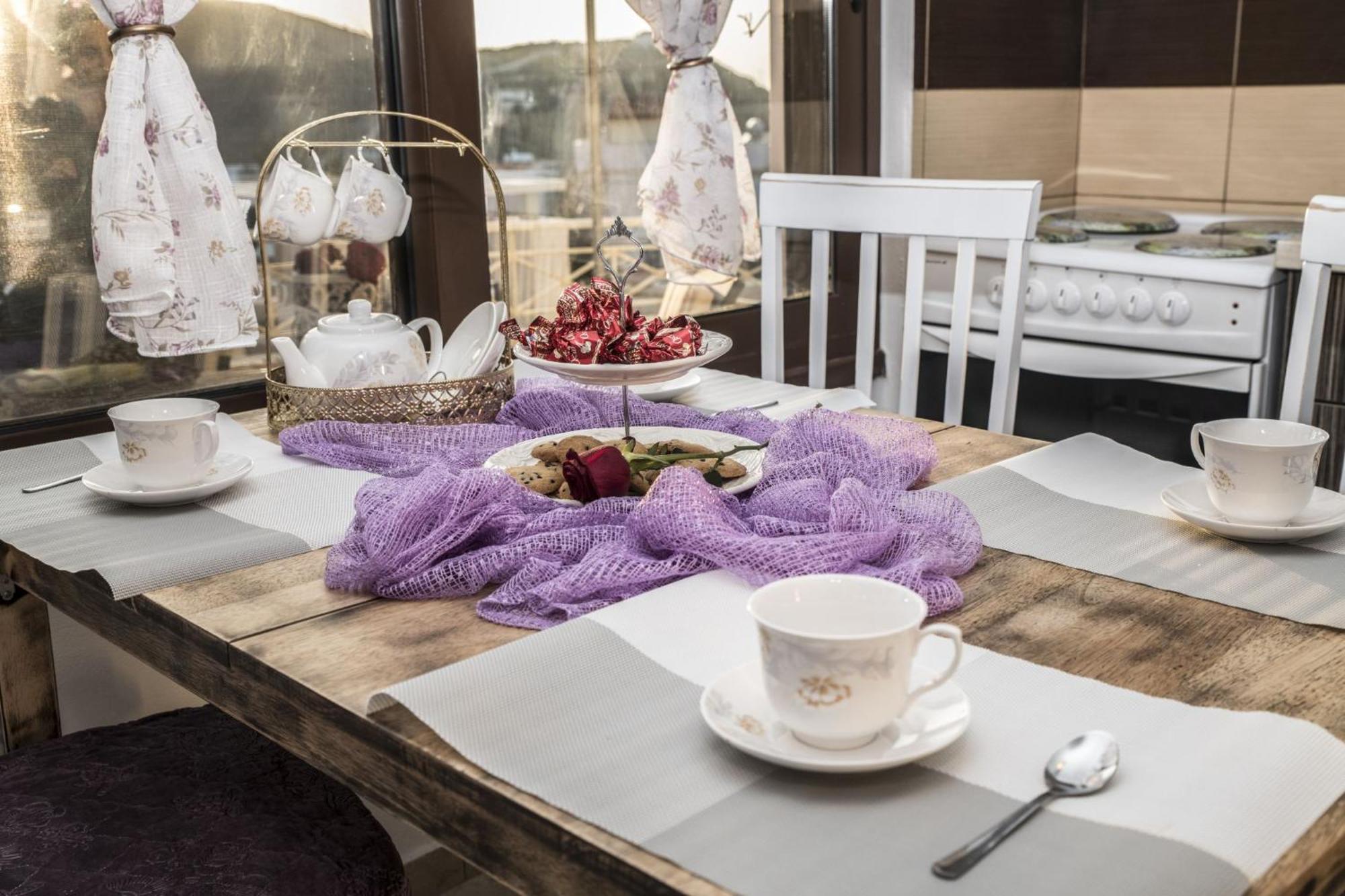 Kleopatra Deluxe Apartment With Jacuzzi Камиларион Екстериор снимка