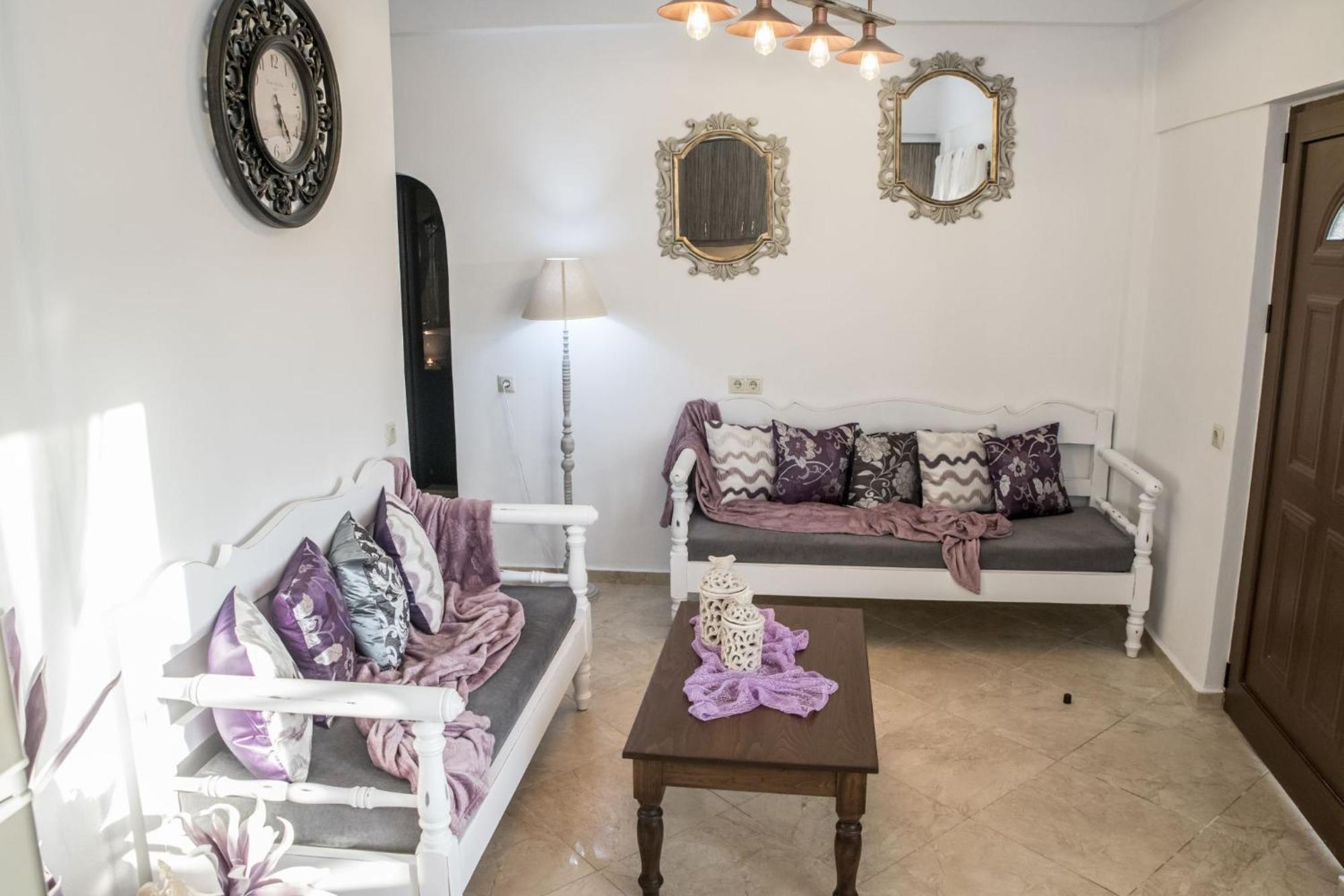 Kleopatra Deluxe Apartment With Jacuzzi Камиларион Екстериор снимка